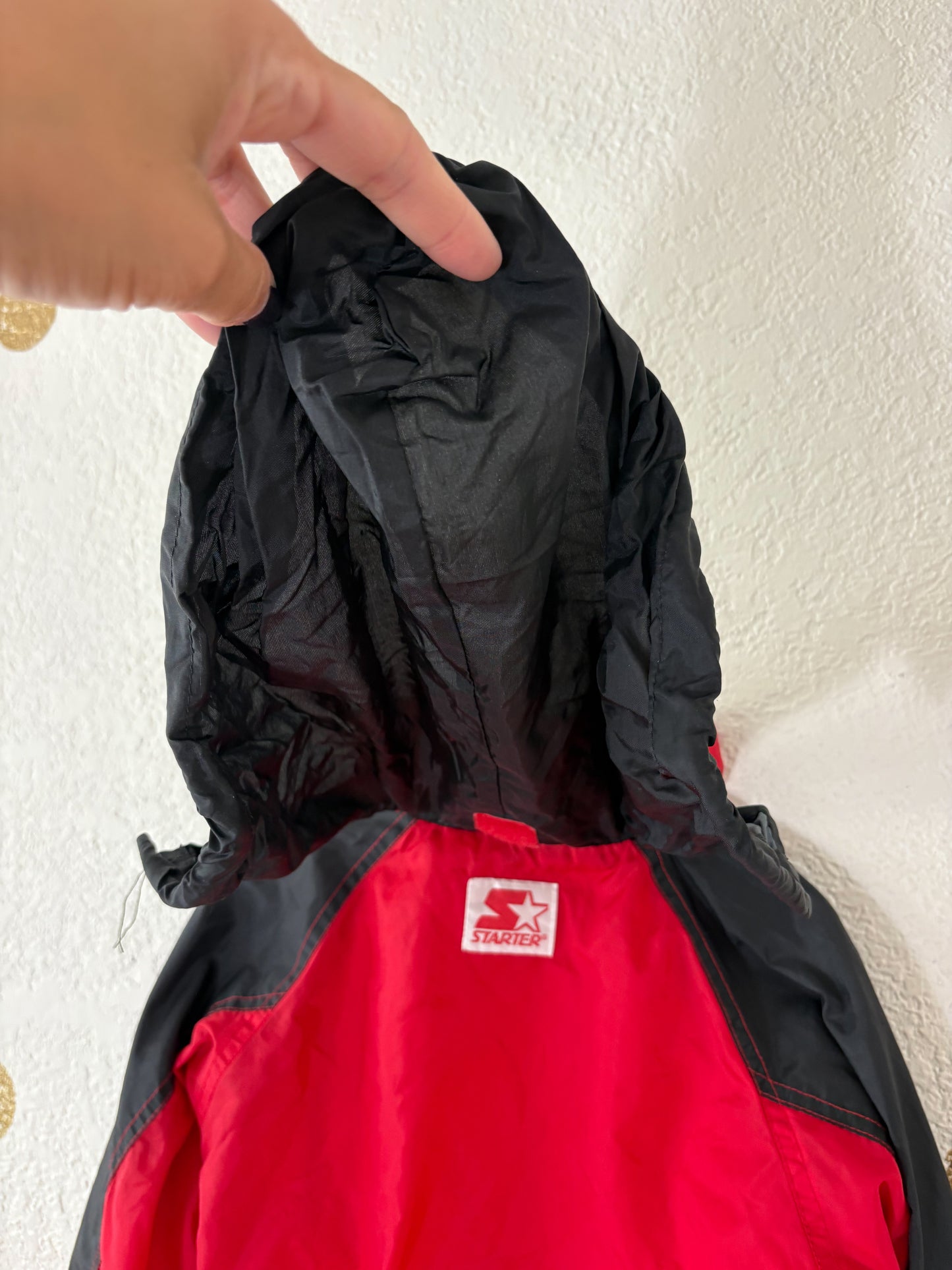Vintage Chicago Bulls windbreaker jacket.