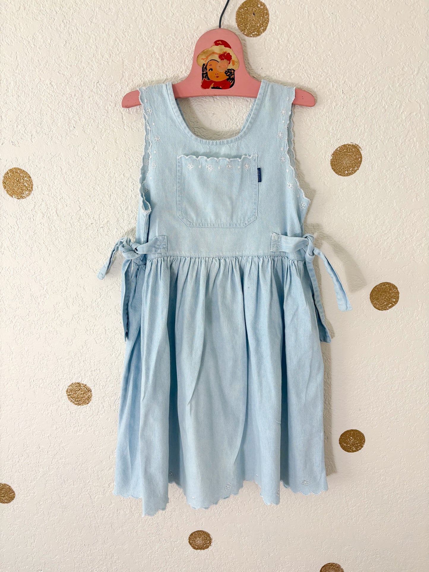 Vintage European Enanitos chambray pinafore style dress.