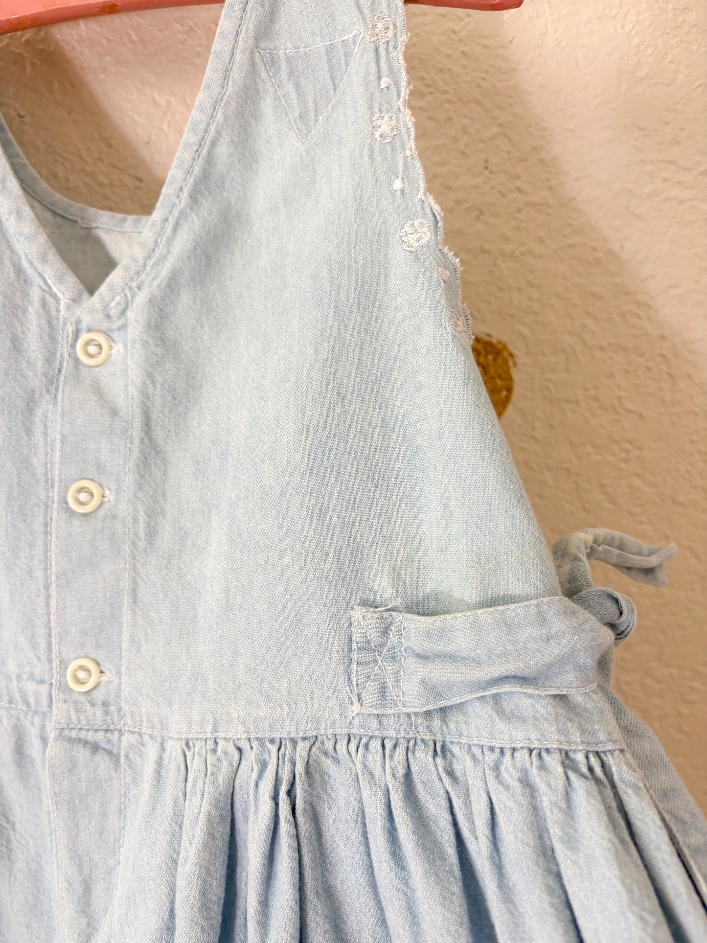 Vintage European Enanitos chambray pinafore style dress.