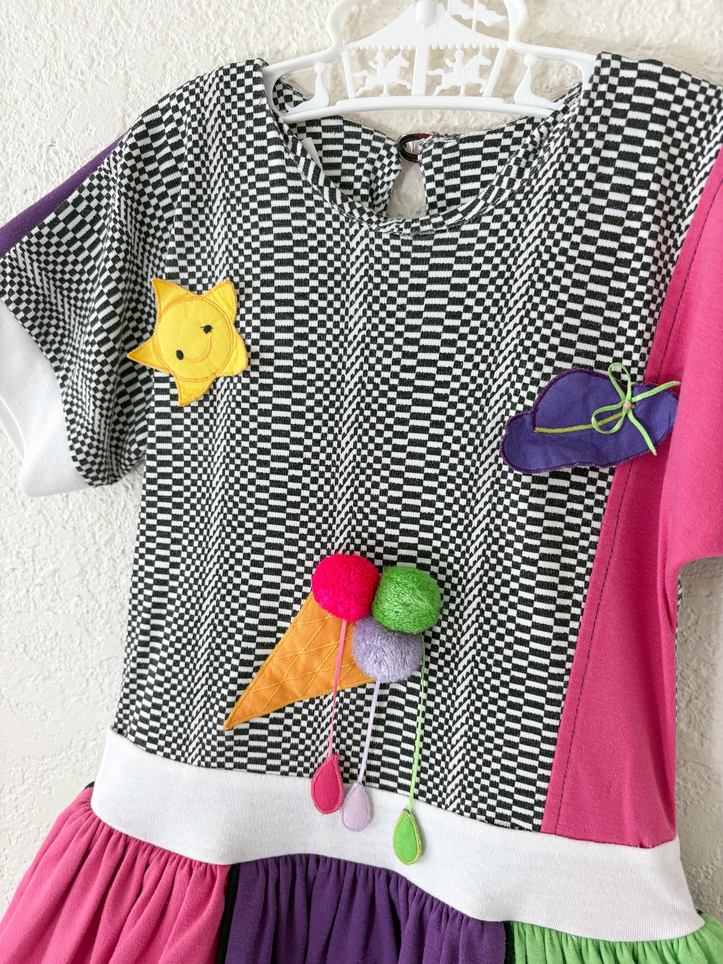 Vintage La Hormiguita 3D dress/tunic.