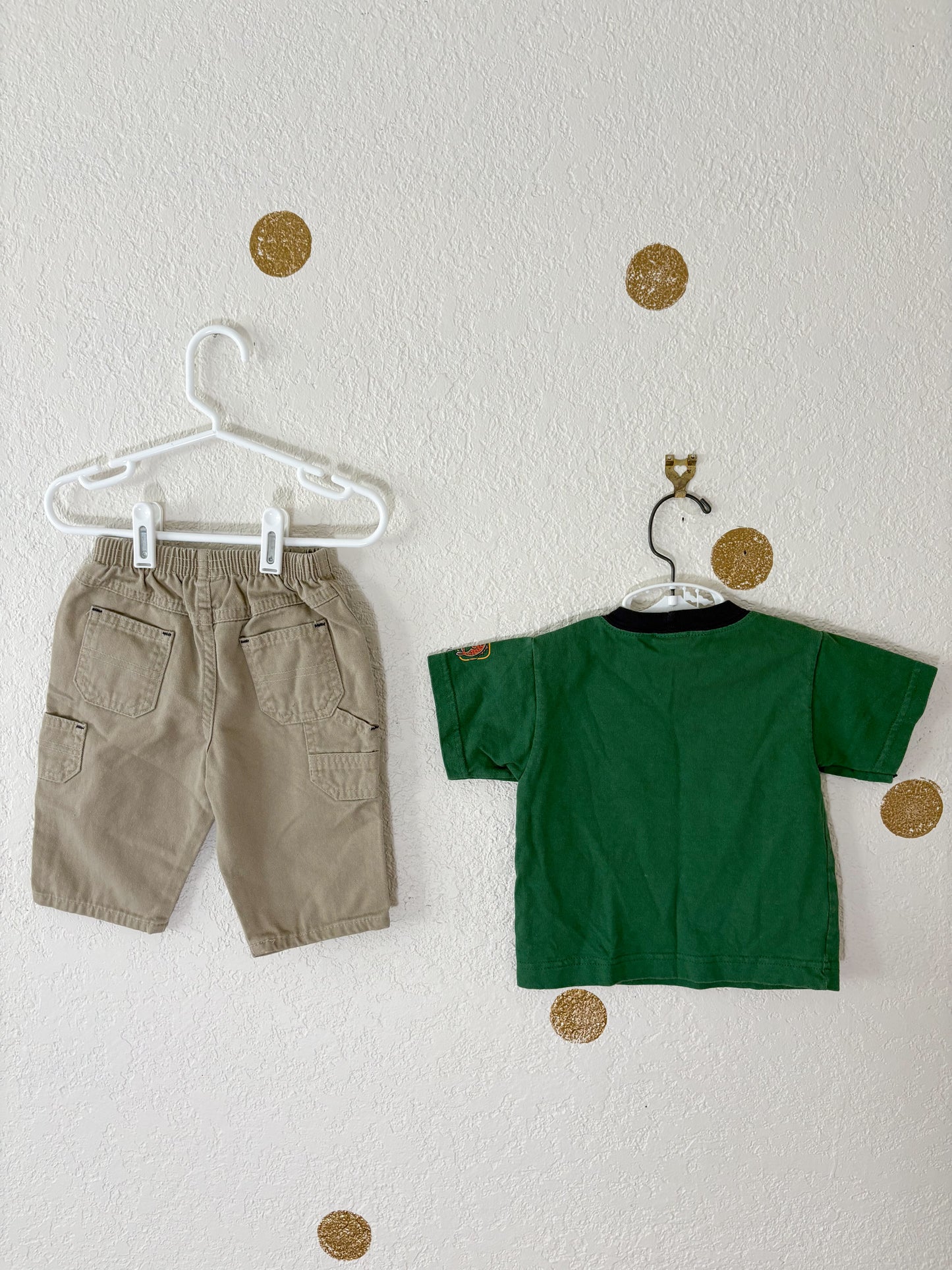 Y2K Oshkosh 2 piece baby set.