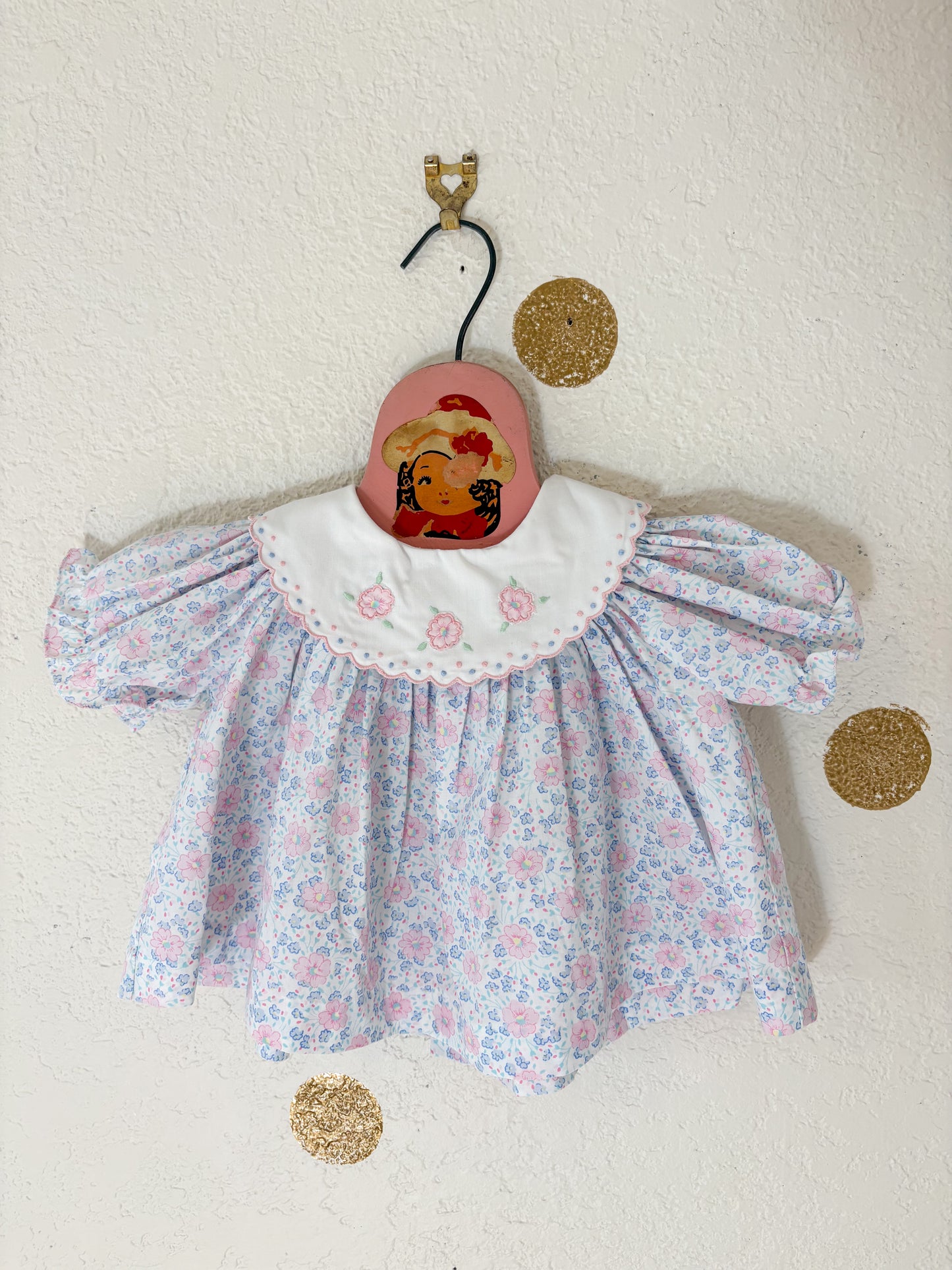 Vintage Alison Scott floral baby set.