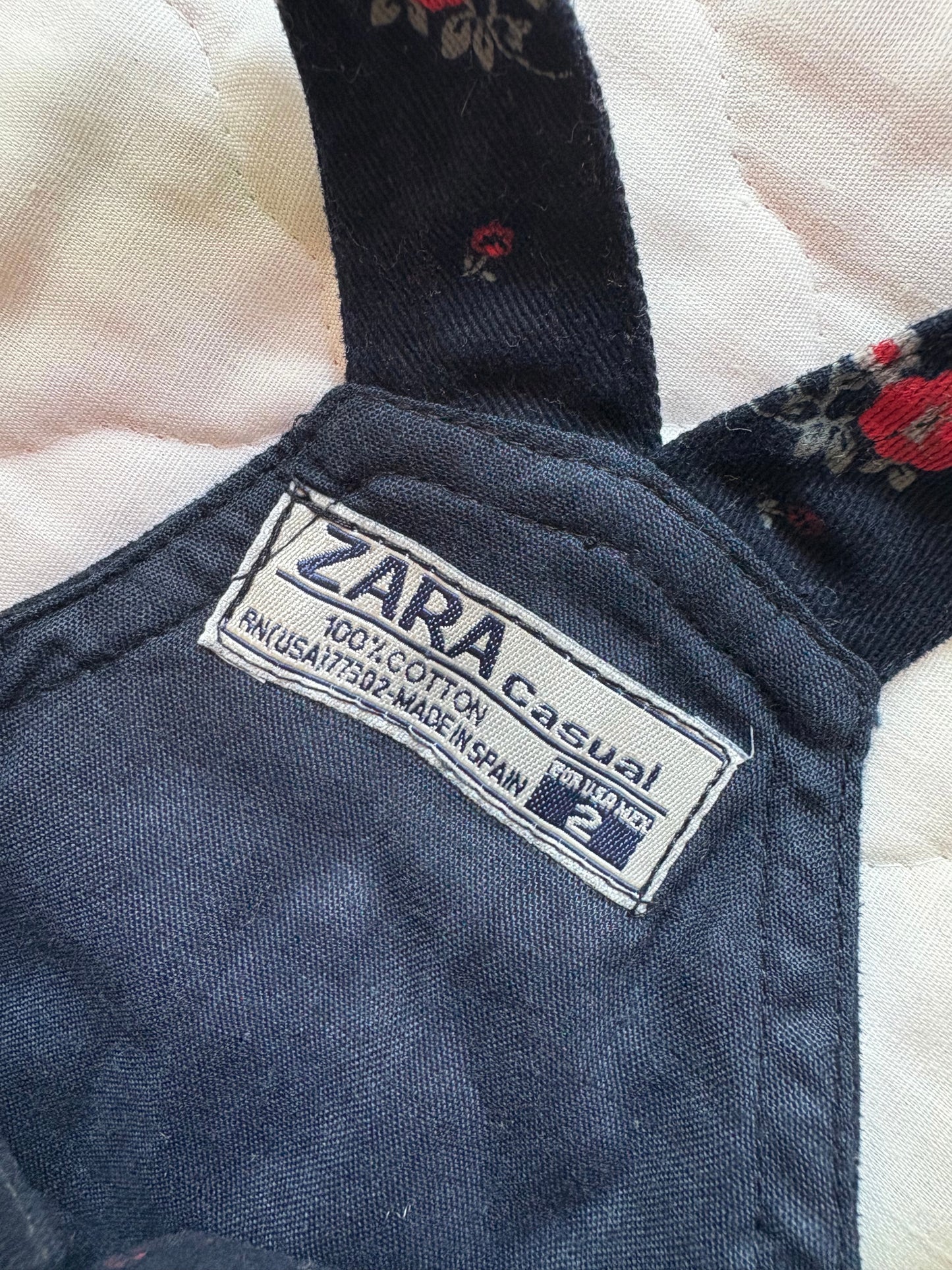 Deadstock vintage Zara toddler floral jumper.