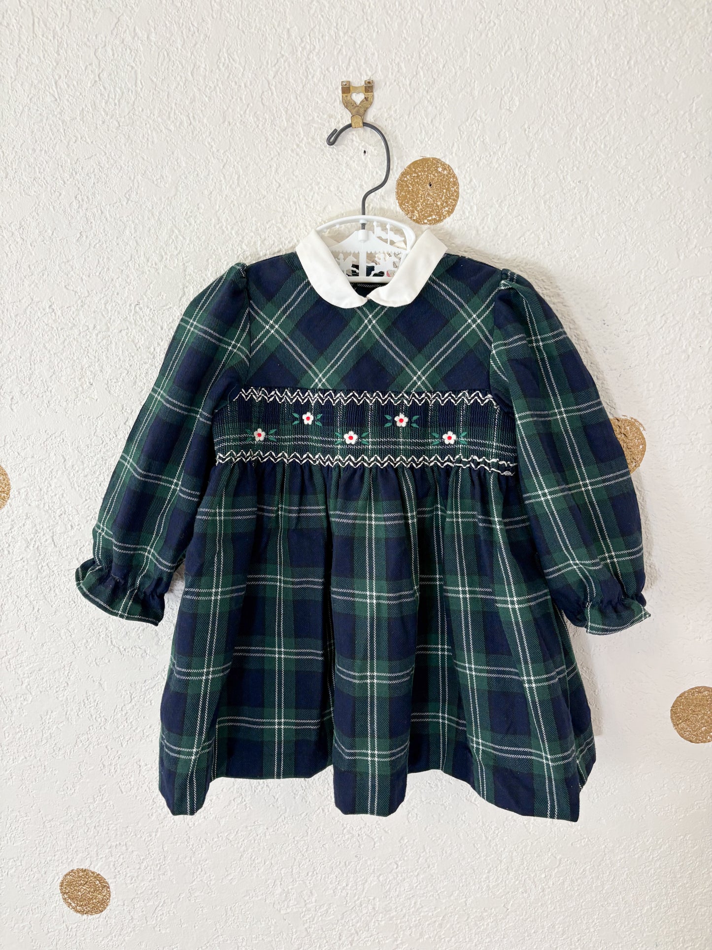 Unbranded vintage plaid toddler dress.