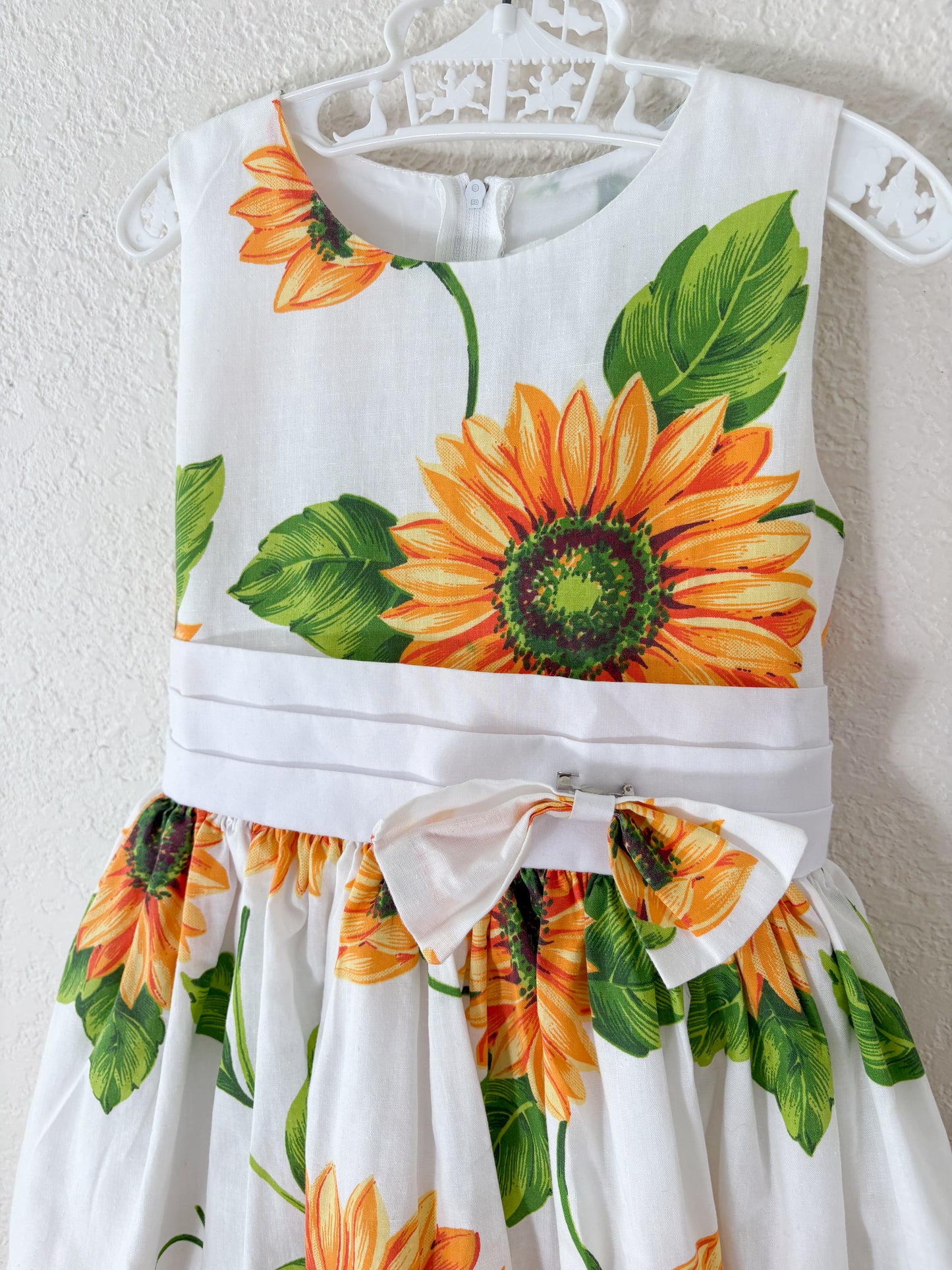 Vintage AOP floral dress.