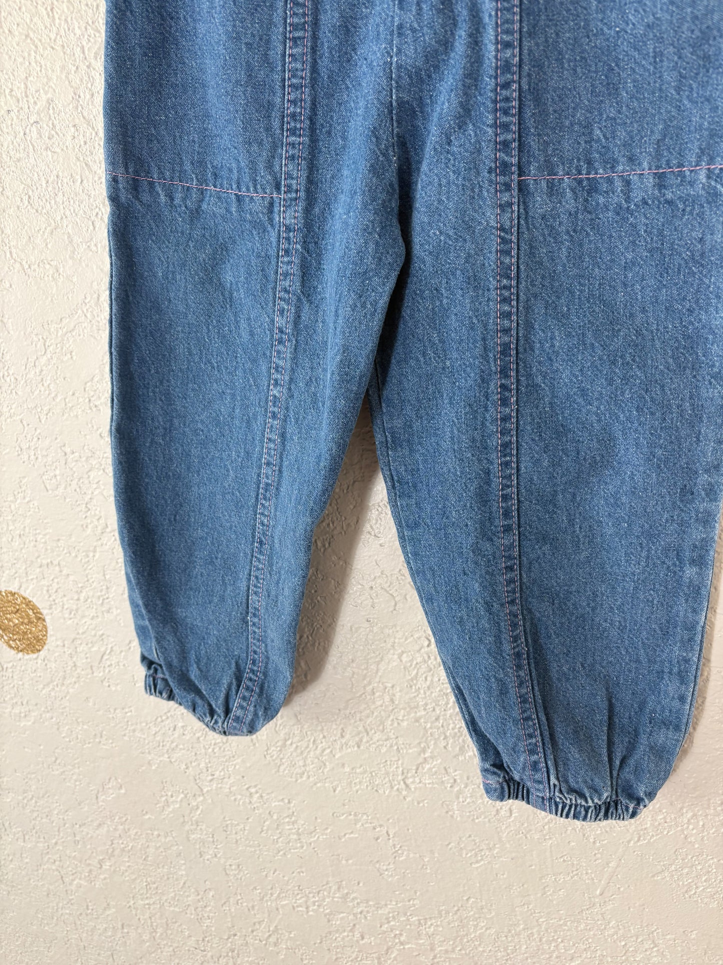 Unbranded vintage toddler jeans.