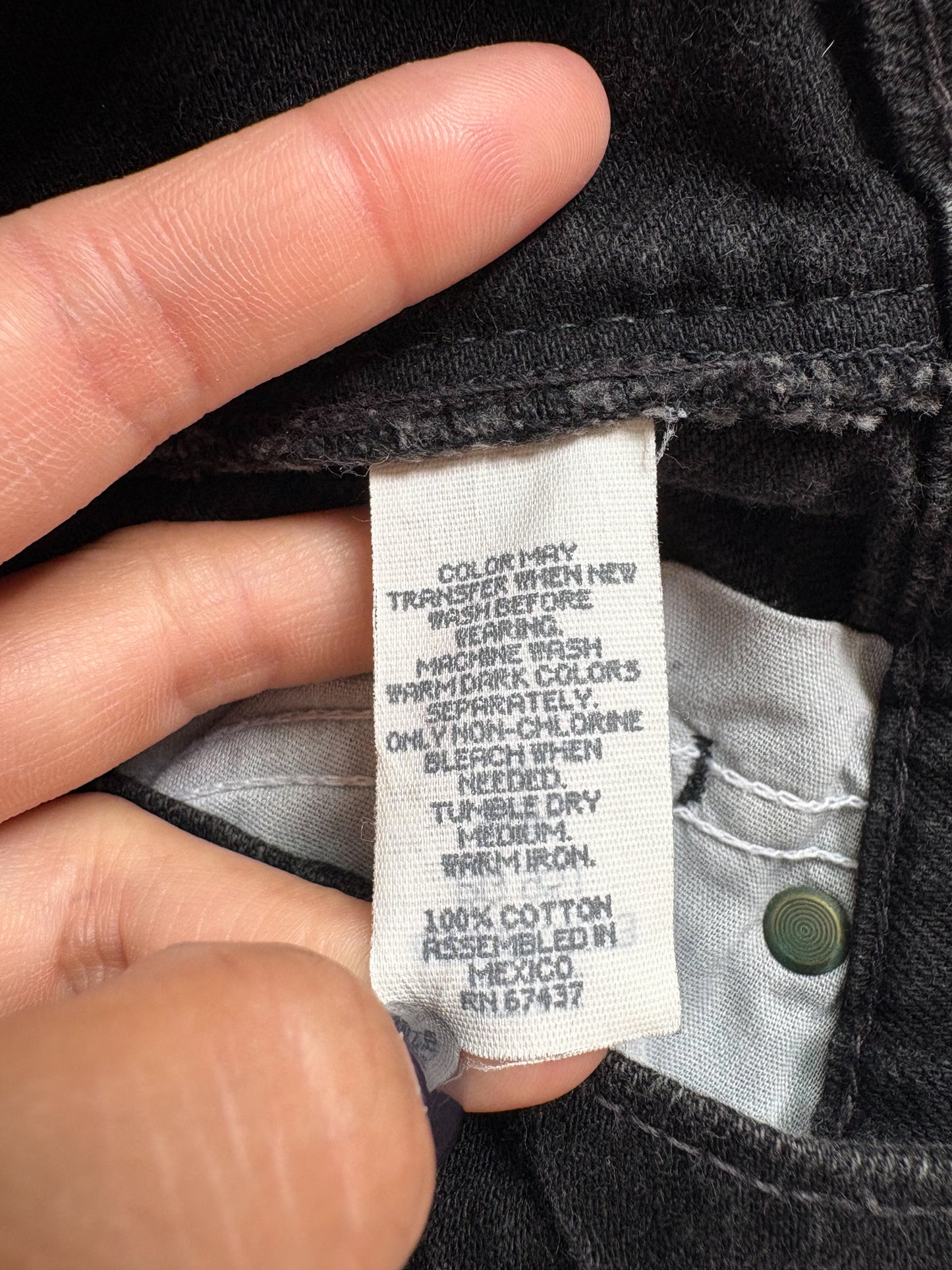 Vintage Badge denim shorts.