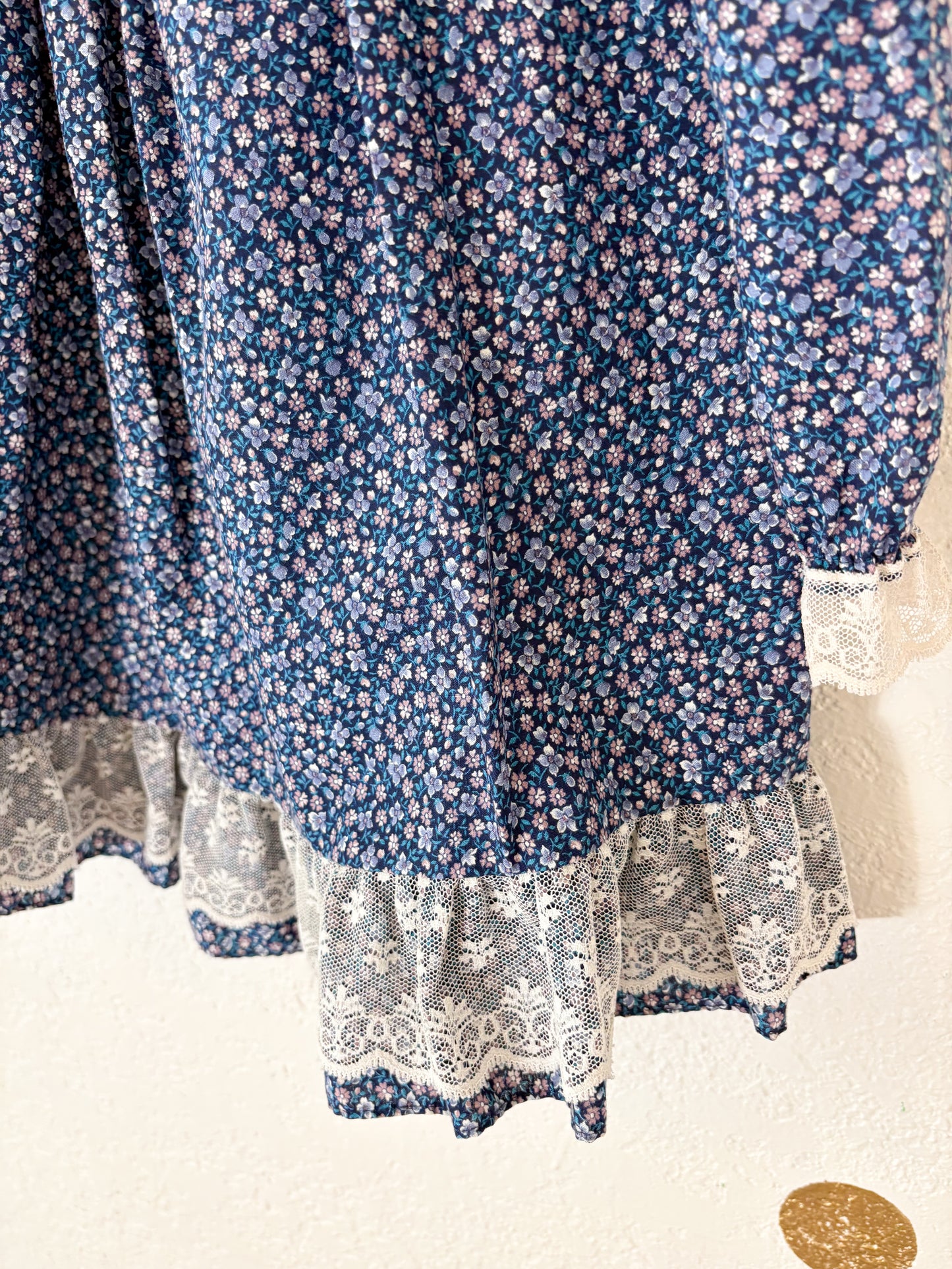 Vintage Harold Square dainty floral dress.