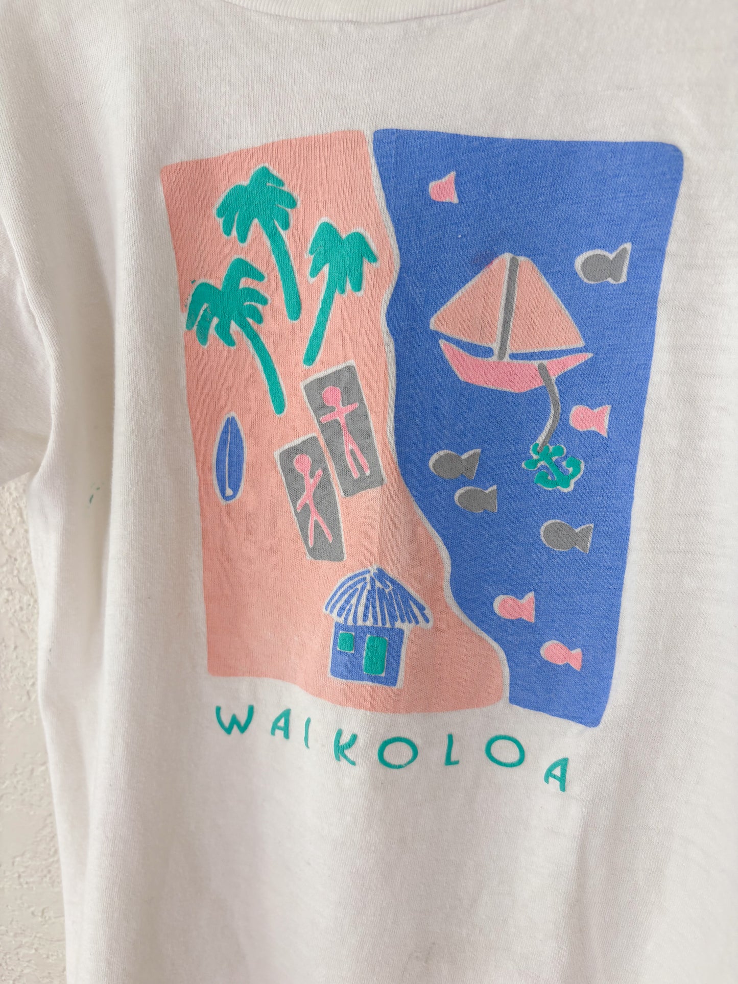 Vintage Waikoloa souvenir top.