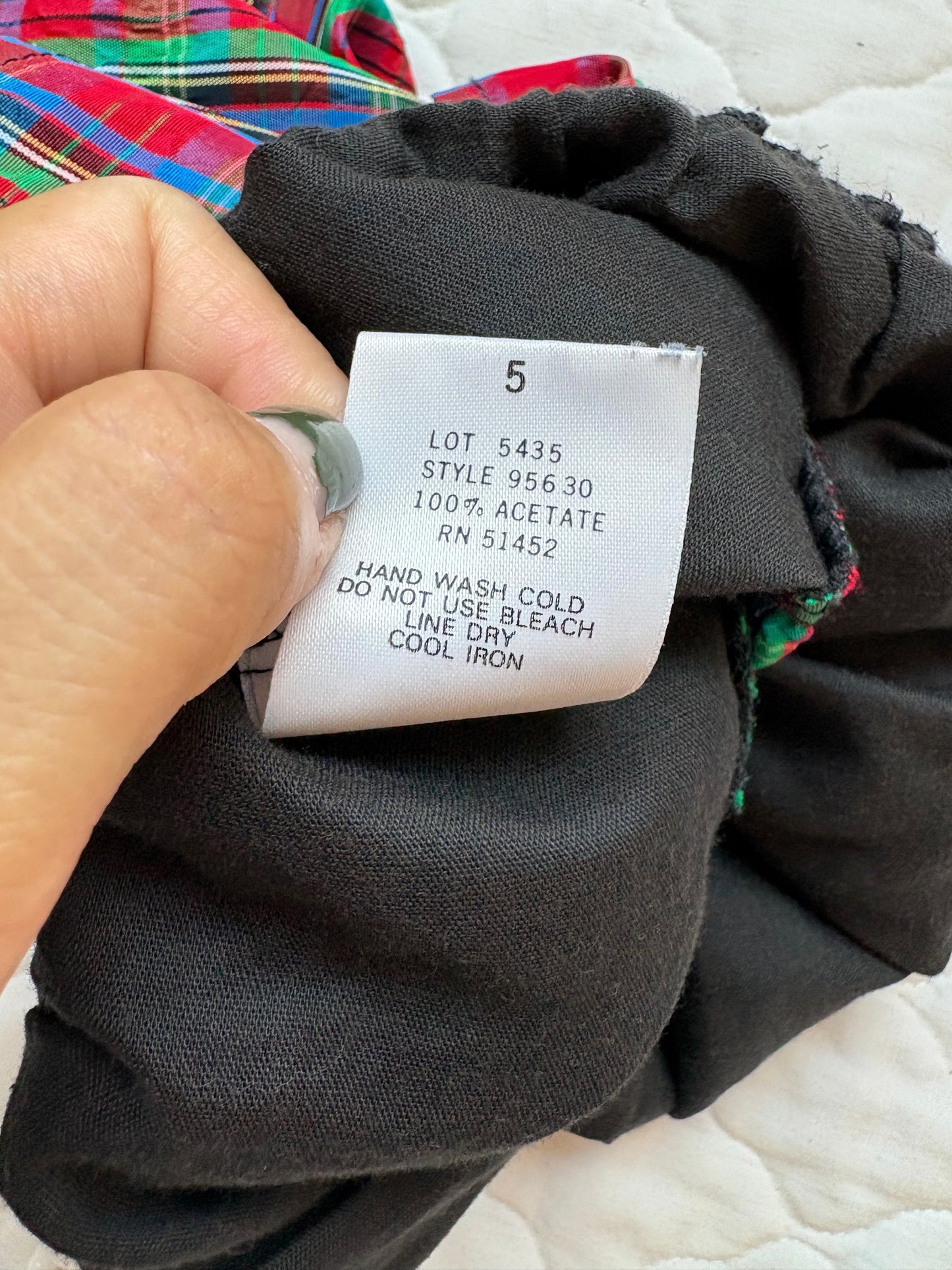 Vintage Us-Wear plaid skirt.