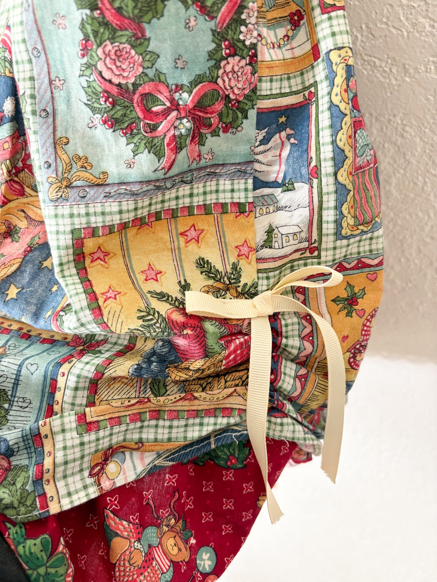 Vintage Jenny Annie Dots faux pinafore novelty print dress.