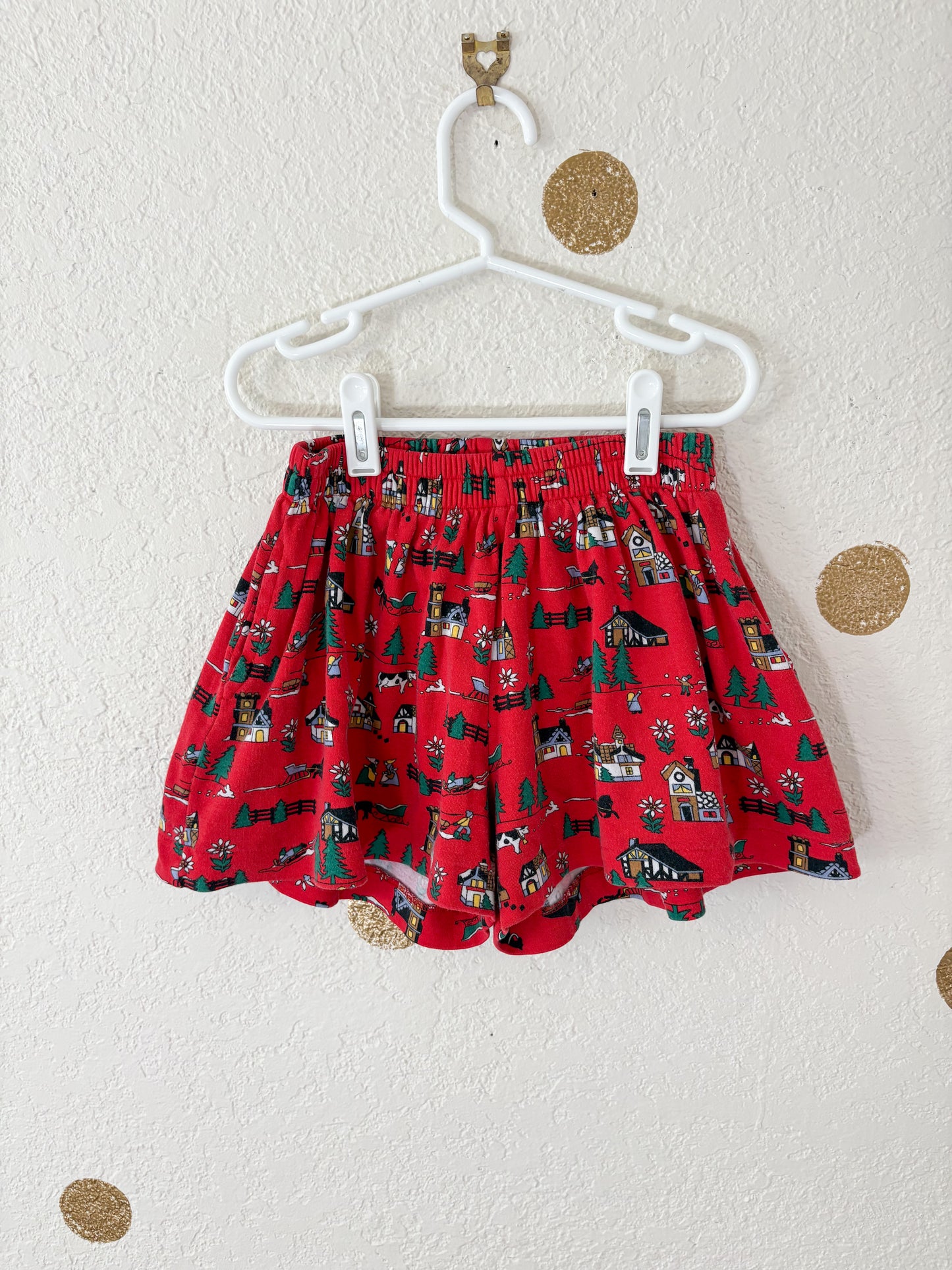 Vintage The Eagle's eye AOP wide fit girls shorts.
