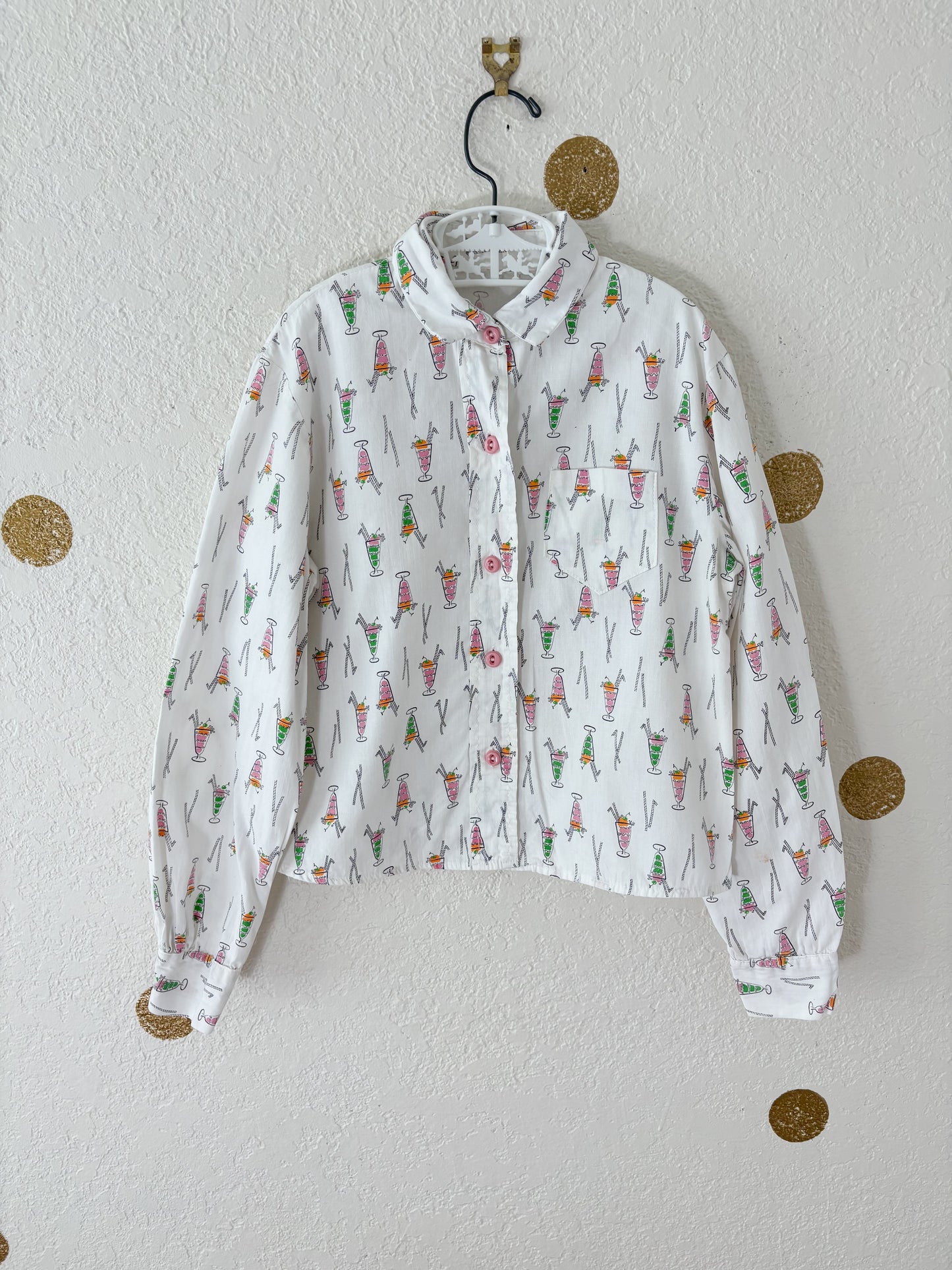 Unbranded vintage AOP long sleeve button up.