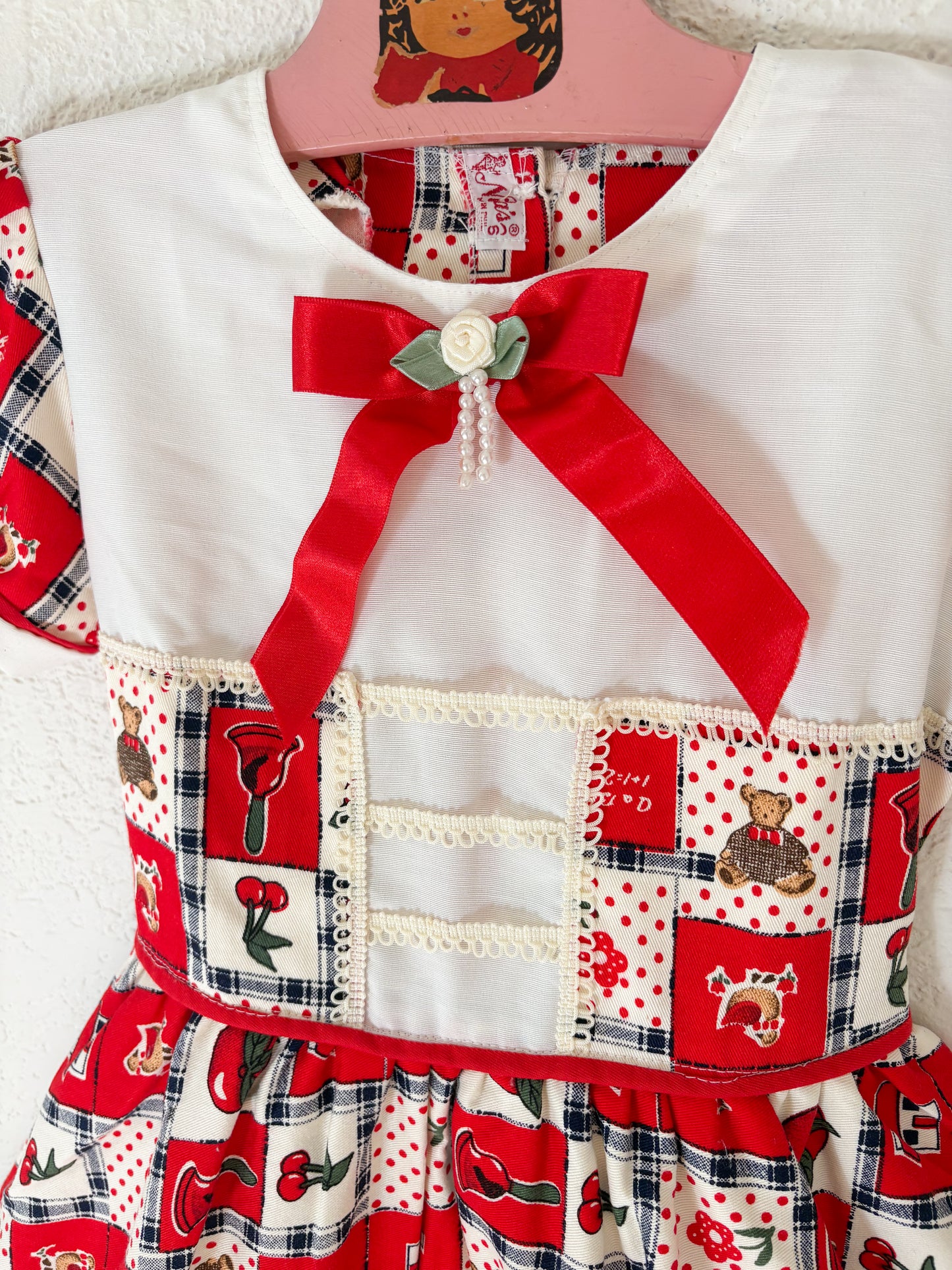 Vintage Nita's full circle cottagecore dress.