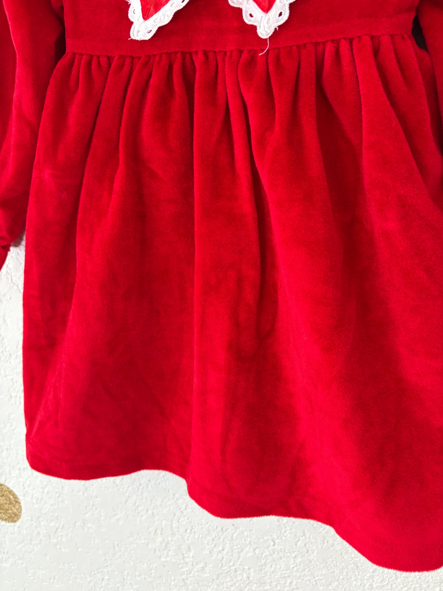 NWOT unbranded vintage toddler velour dress.