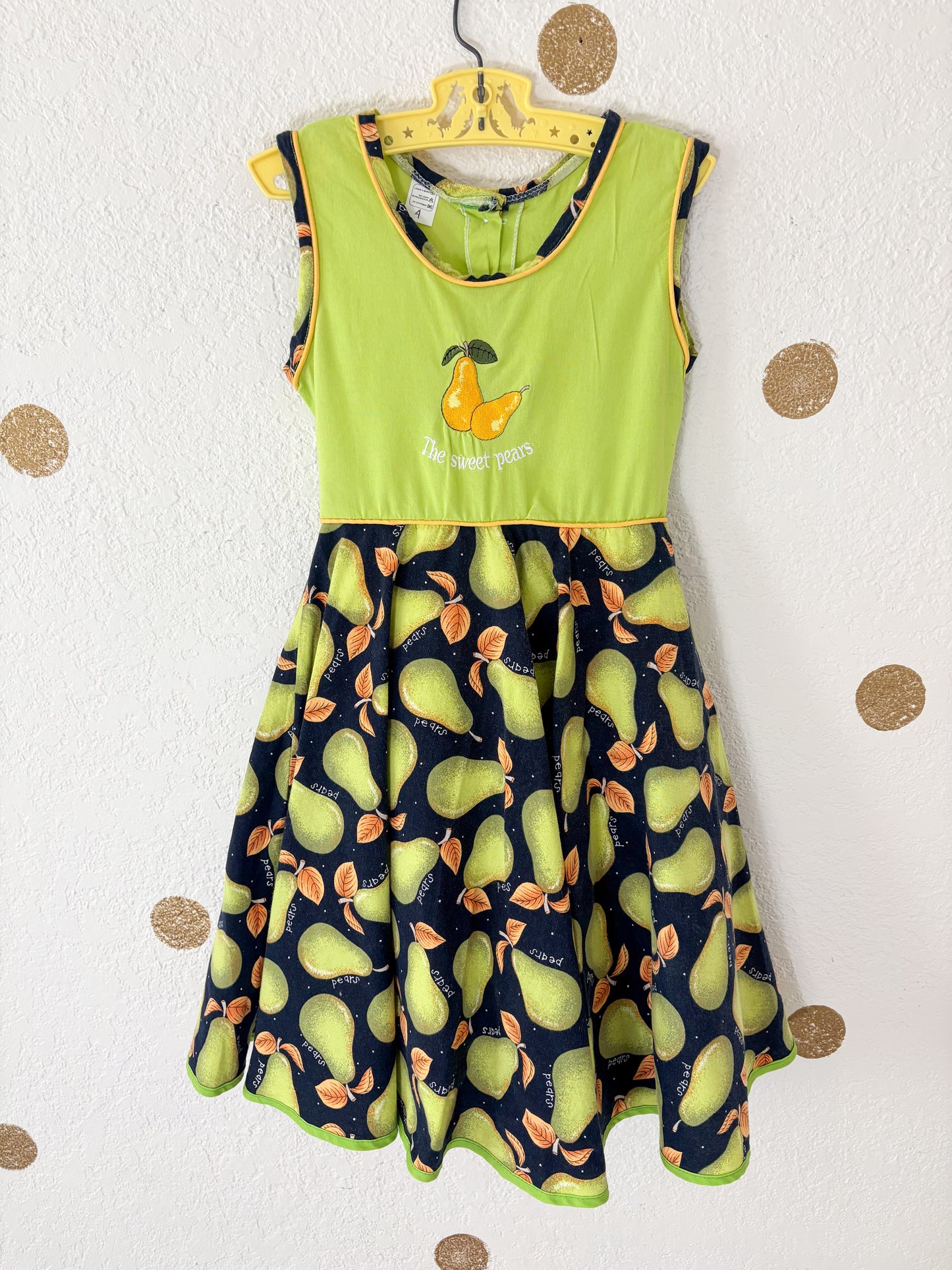Unbranded vintage? pears toddler dress.