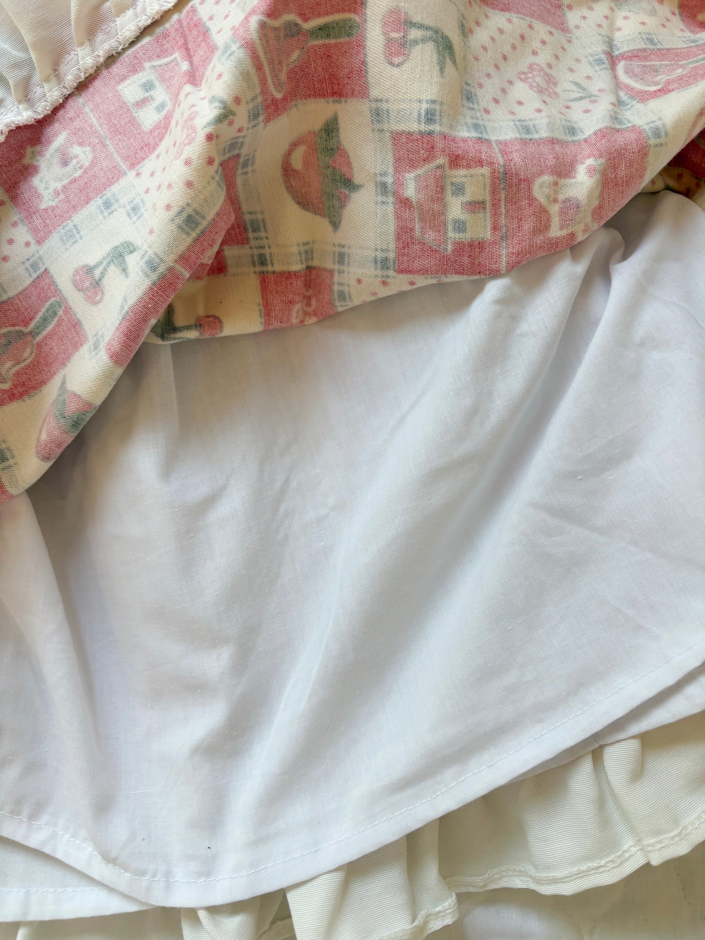 Vintage Nita's full circle cottagecore dress.