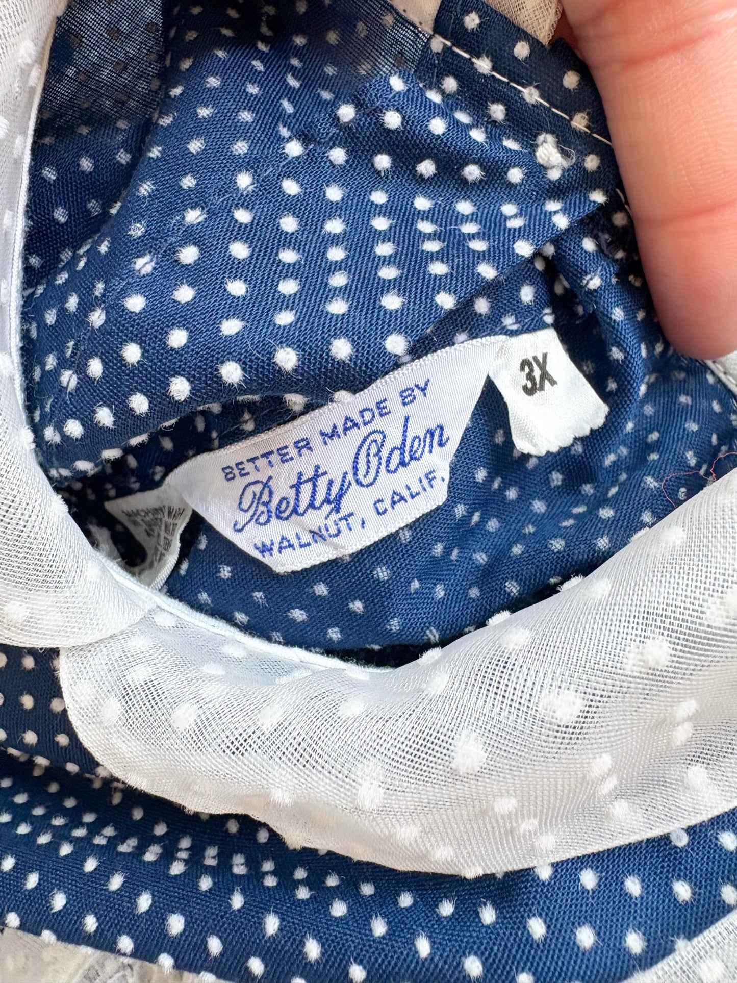 Vintage Betty Oden Swiss dot full circle toddler dress.