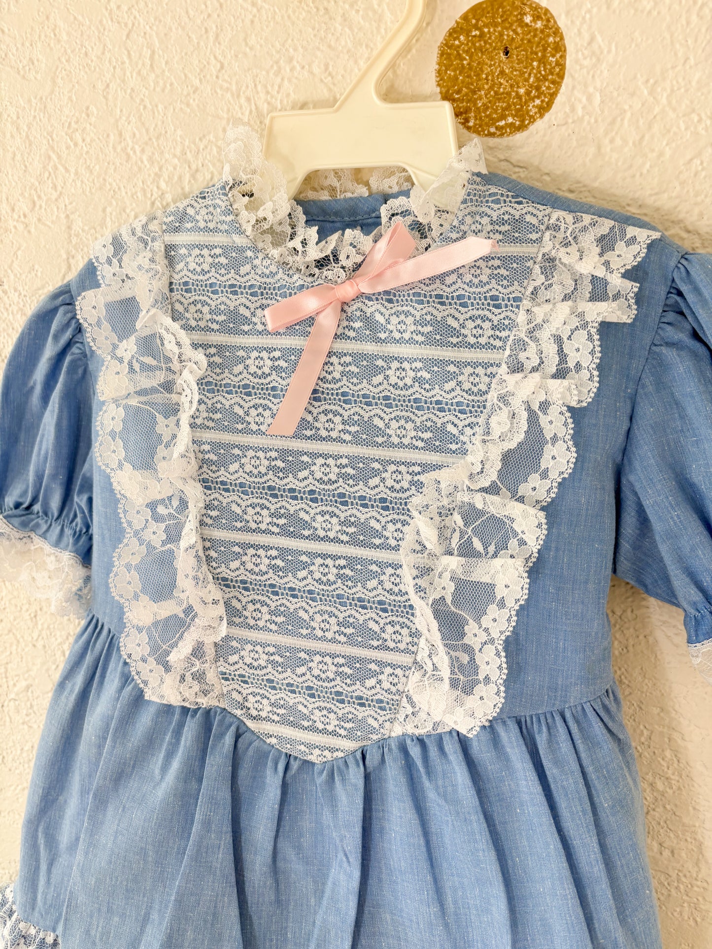 Unbranded deadstock vintage toddler prairie dress.